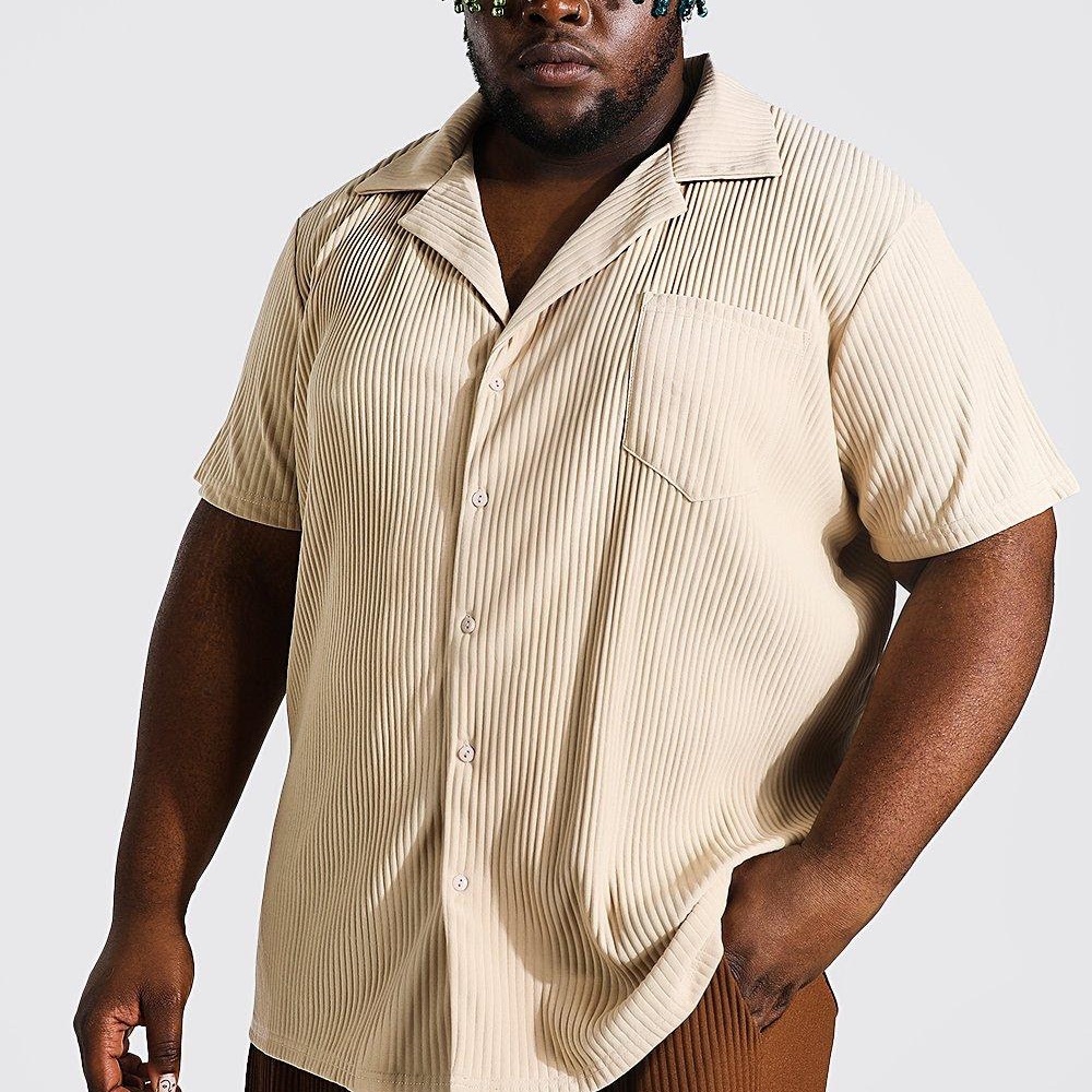 PLUS PLEATED SHORT SLEEVE REVERE SHIRT IN TAUPE